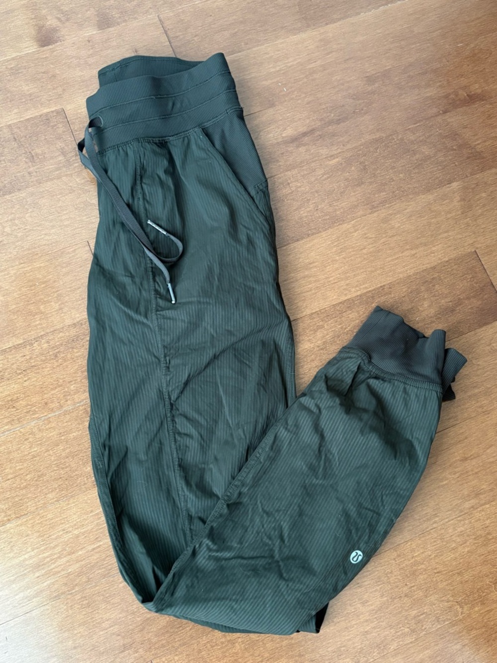 Lululemon • Dance Studio Jogger *29" • 
Size 2